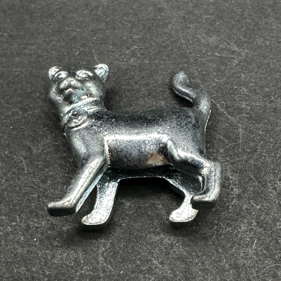 Vintage Monopoly Dollhouse Miniature Cat Replacement Piece - Picture 4 of 11